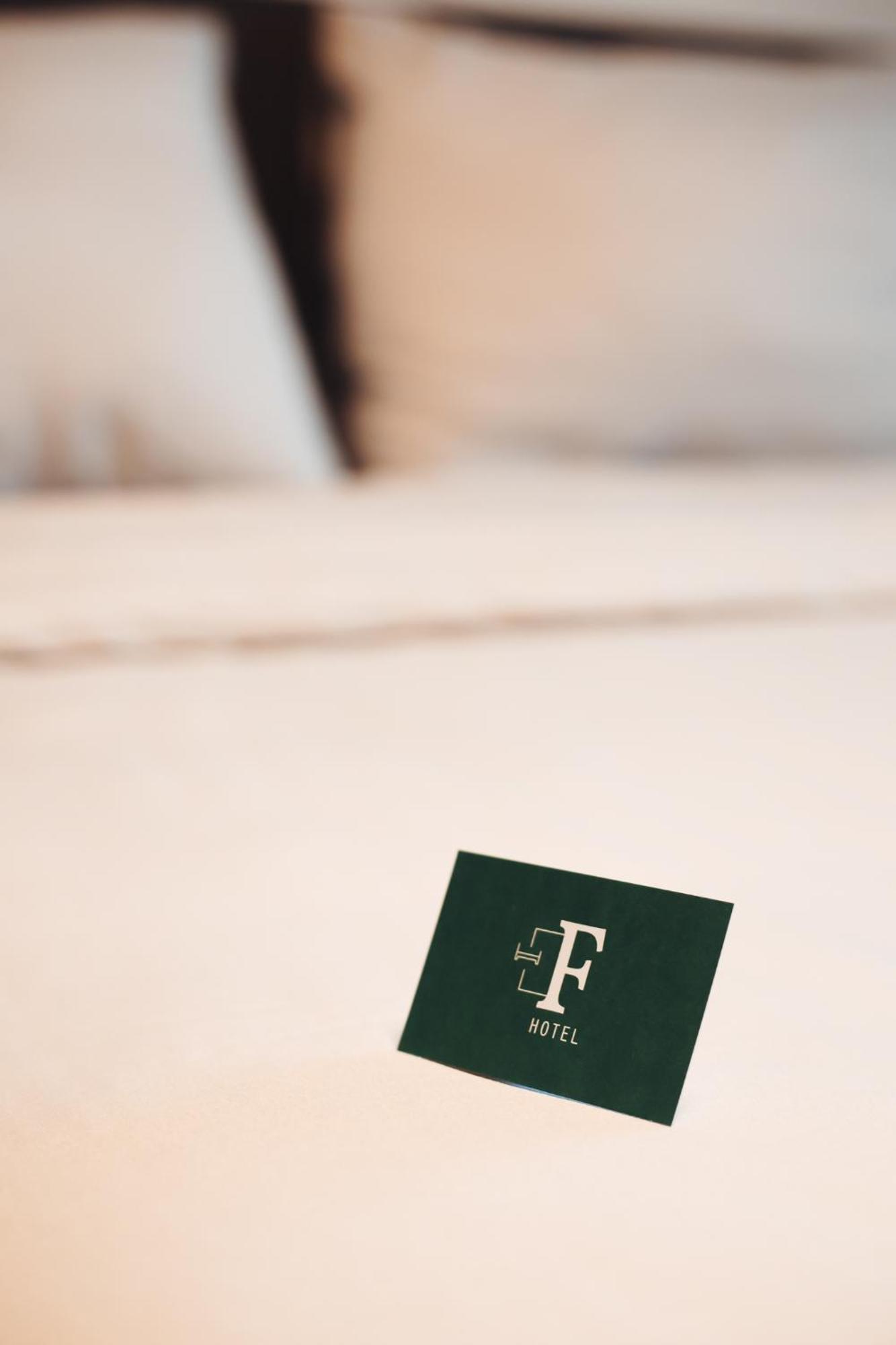 F Hotel 24H Check-In Hörsching Esterno foto